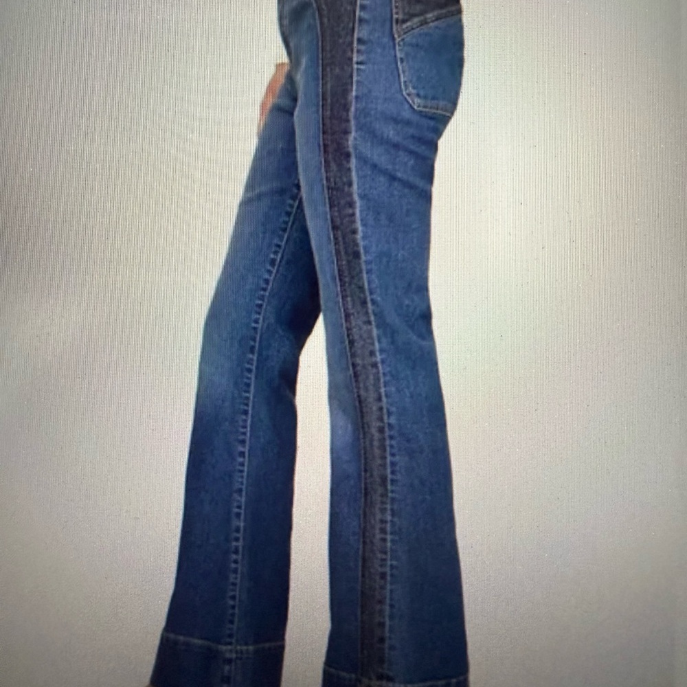 GAP Women's 70’s Flare Slim Fit Jeans. Size 28/6 High Rise